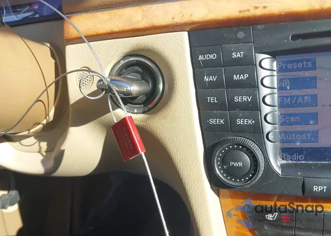 2008 Mercedes-Benz E 350 4Matic из США, поврежденный, VIN WDBUH87X68B186332